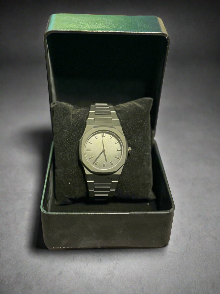 Noir- A Midnight Eclipse Original