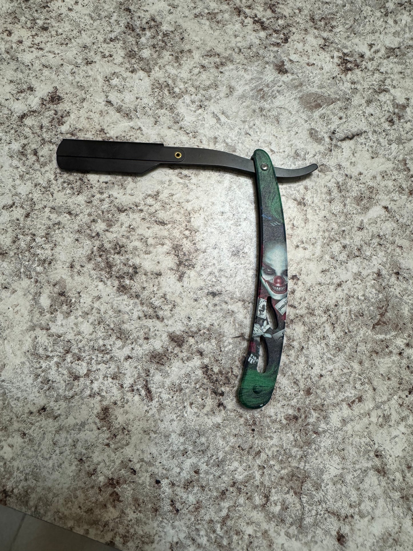 Twisted Smile- Refillable Razor Holder