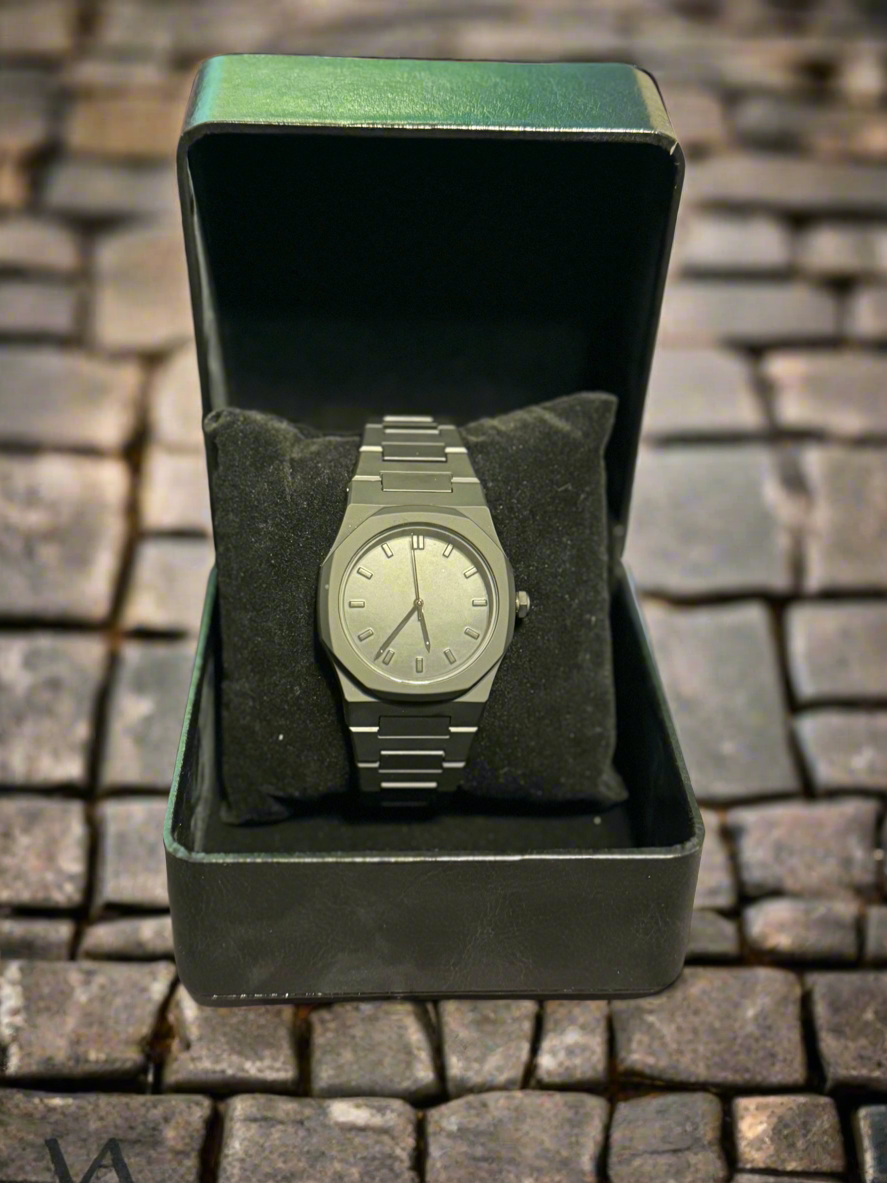 Noir- A Midnight Eclipse Original