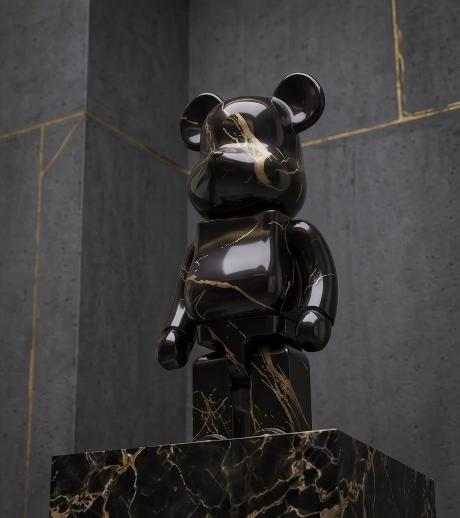 Obsidian Aurum Bear - Midnight Eclipse